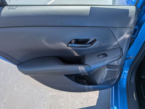 Used 2025 Nissan Sentra SV image 27