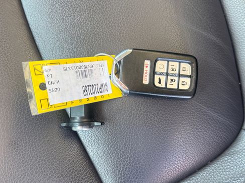 Used 2018 Honda Odyssey EX-L image 33