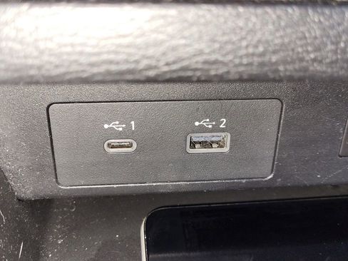 Used 2024 Mitsubishi Outlander SE image 25