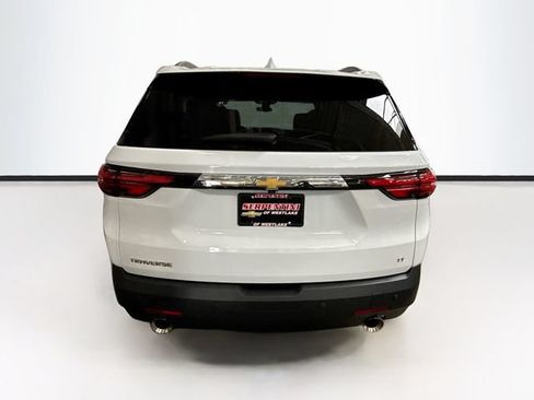 Used 2023 Chevrolet Traverse LT FWD image 7