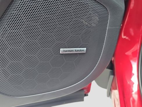 New 2025 Subaru Ascent Limited w/ Popular Package #2 image 19