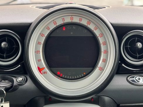 Used 2010 MINI Cooper S image 25