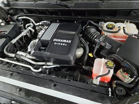 Used 2022 Chevrolet Silverado 1500 LTZ w/ Safety Package II image 25