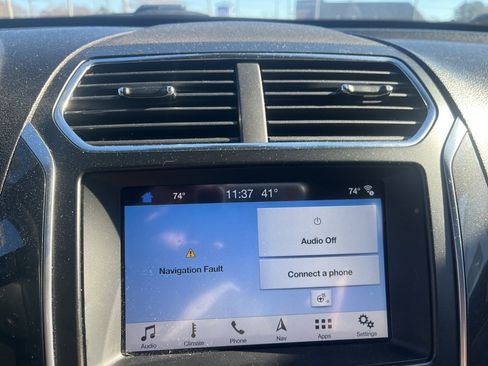 Used 2018 Ford Explorer Limited w/ Equipment Group 301A image 16