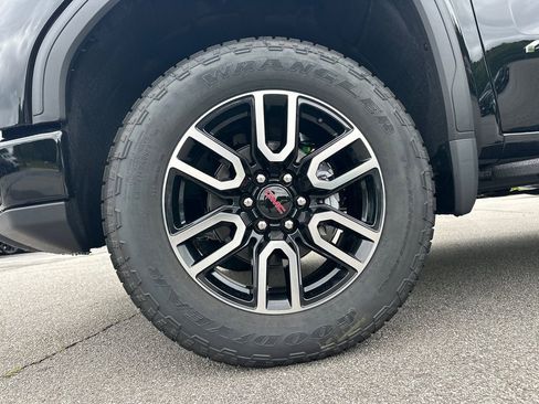 New 2026 GMC Sierra 1500 AT4 w/ AT4 Premium Package AWD/4WD image 12
