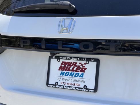 Certified 2023 Honda Pilot Elite image 28