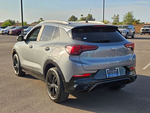 Used 2025 Buick Encore GX Sport Touring FWD image 3