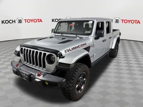Used 2022 Jeep Gladiator Rubicon w/ Cold Weather Group image 3