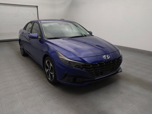 Used 2023 Hyundai Elantra Limited image 13