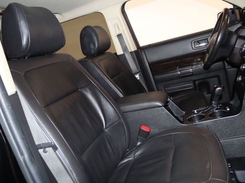 Used 2018 Ford Flex SEL w/ Equipment Group 202A FWD image 48