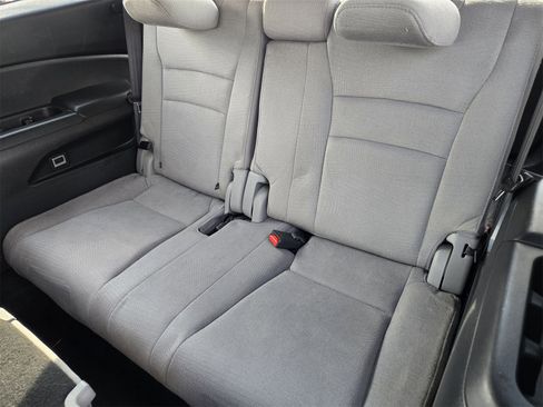 Used 2016 Honda Pilot EX image 28