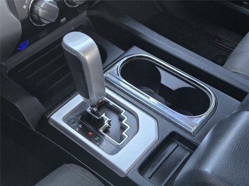 Used 2017 Toyota Tundra SR5 image 27