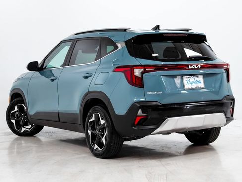 Used 2024 Kia Seltos EX AWD/4WD image 29