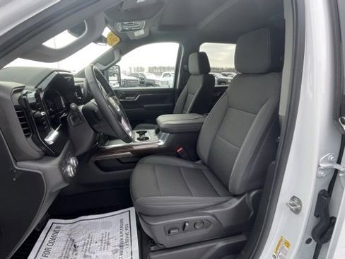 Used 2024 GMC Sierra 2500 SLE w/ SLE Convenience Package image 10
