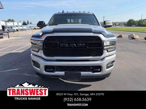 Used 2022 RAM 3500 Limited AWD/4WD image 8