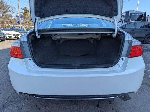 Used 2015 Honda Accord EX image 45