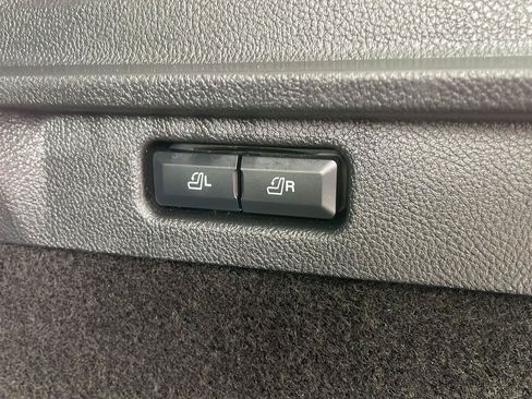 Used 2024 Lincoln Corsair Reserve w/ Equipment Group 201A AWD/4WD image 31