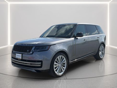 Used 2024 Land Rover Range Rover Long Wheelbase SE AWD/4WD image 3