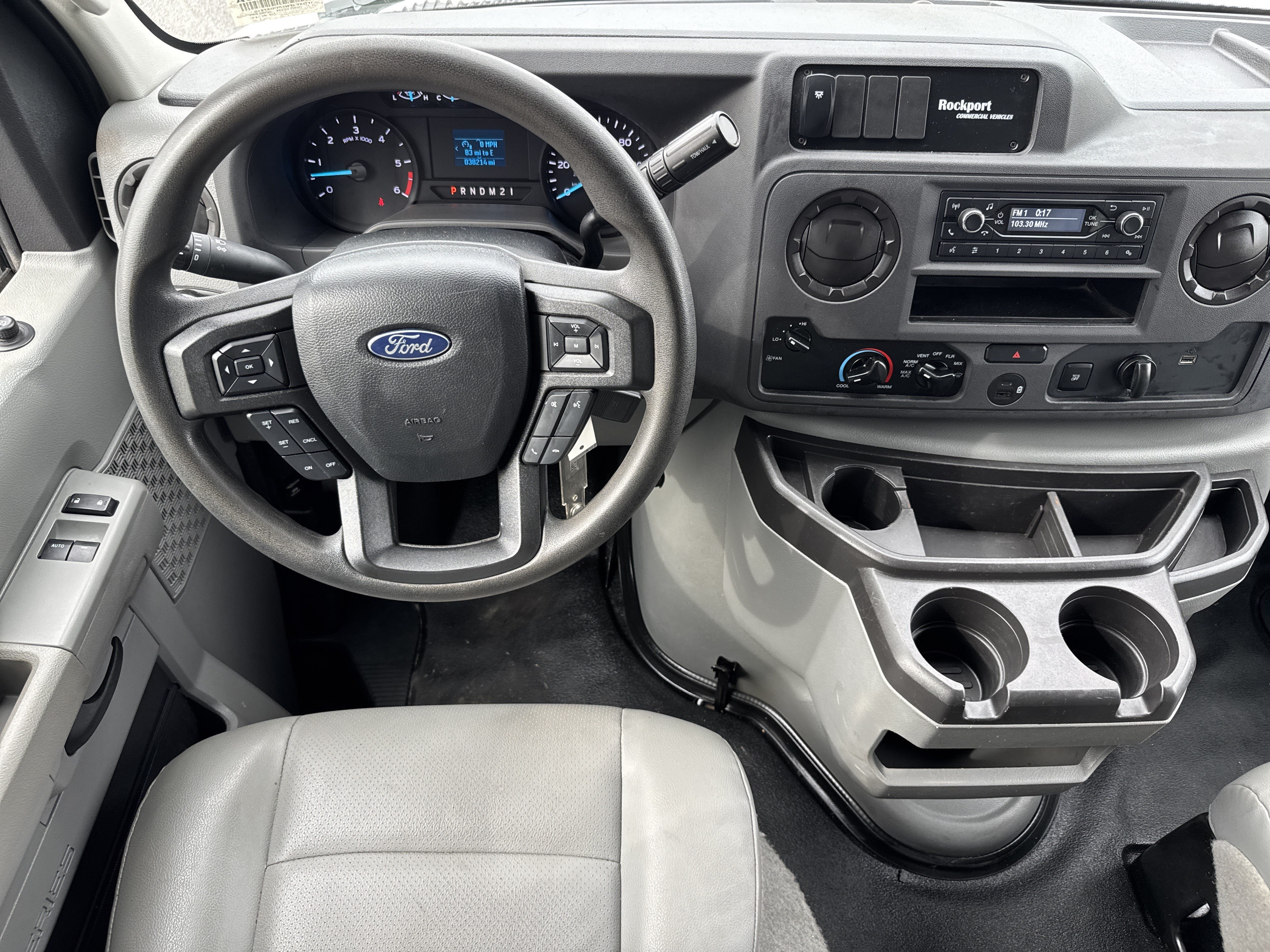 Used 2023 Ford E-450 and Econoline 450 Super Duty w/ Power Windows & Locks Group RWD image 17