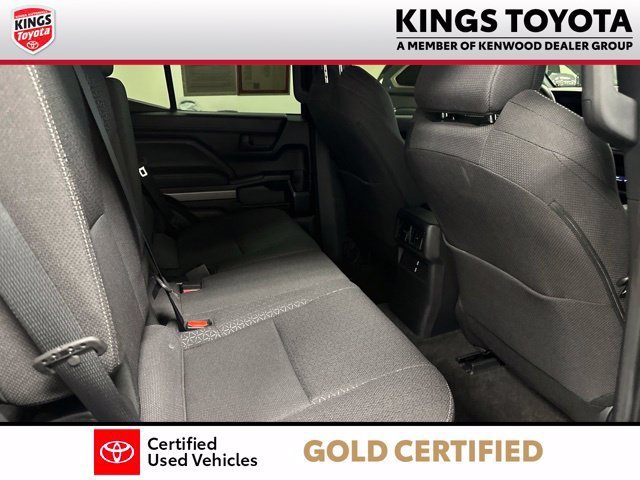 Used 2025 Toyota 4Runner SR5 AWD/4WD image 23