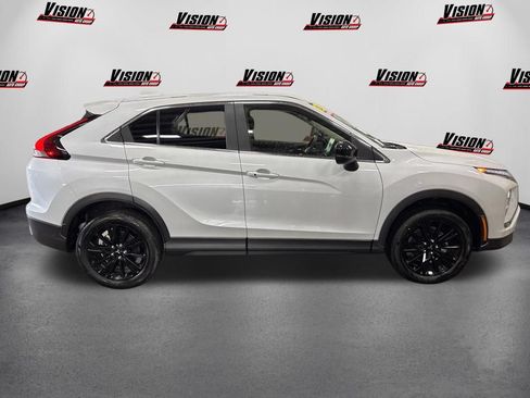 Used 2024 Mitsubishi Eclipse Cross LE AWD/4WD image 4