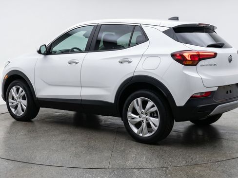 Used 2025 Buick Encore GX Preferred AWD/4WD image 6