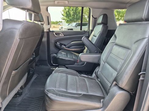 Used 2019 GMC Yukon XL Denali AWD/4WD image 38