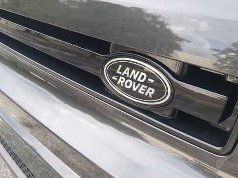 New 2026 Land Rover Defender 110 X-Dynamic SE AWD/4WD image 12