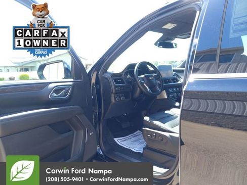 Used 2024 Chevrolet Suburban LT AWD/4WD image 9