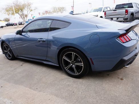 Certified 2025 Ford Mustang Premium image 4