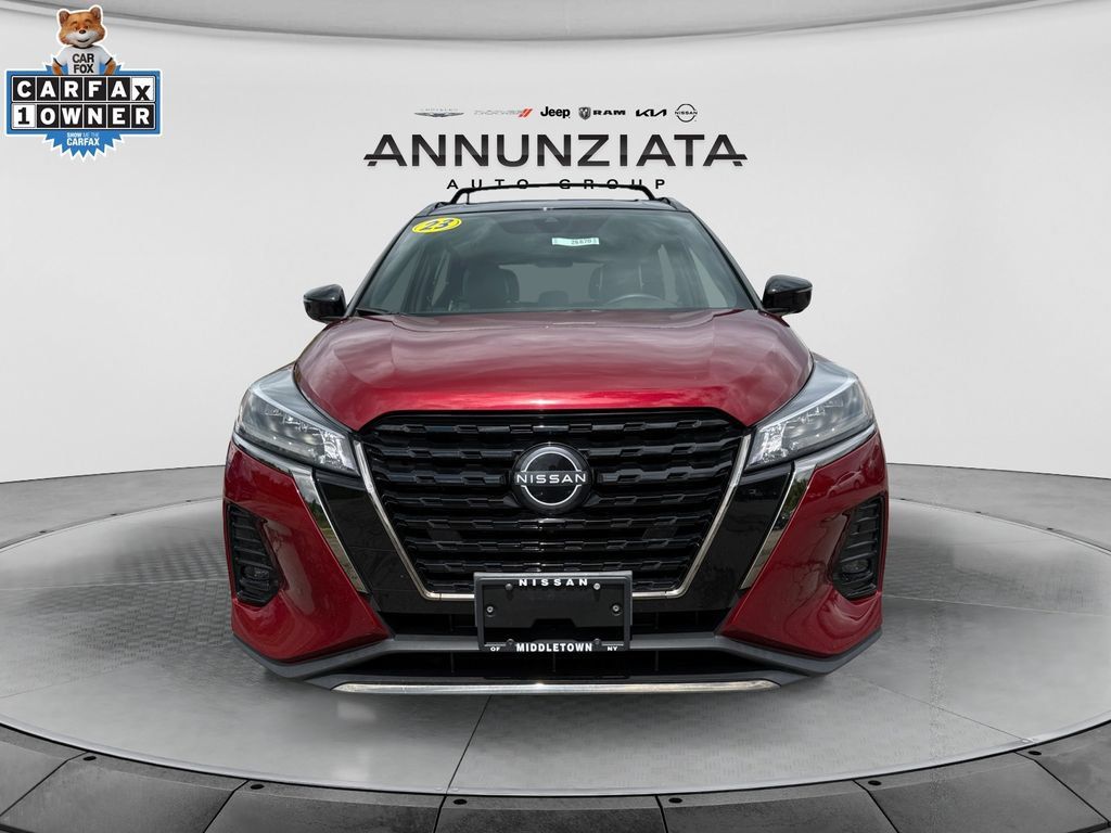 Certified 2023 Nissan Kicks SR w/ SR Premium Package FWD image 8
