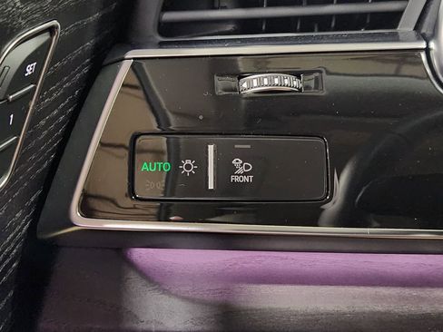 Used 2025 Audi Q8 Premium Plus image 43