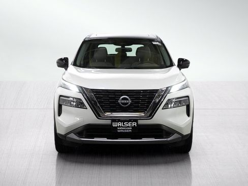 Used 2023 Nissan Rogue SL AWD/4WD image 8