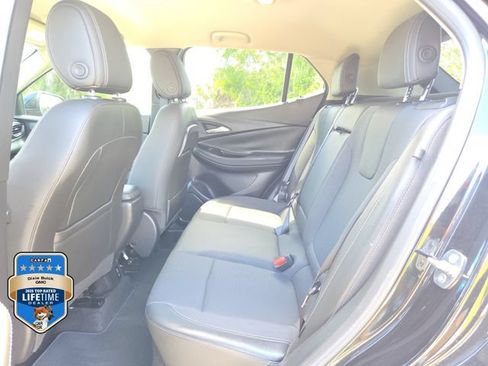 Certified 2023 Buick Encore GX Select w/ Sport Touring Package FWD image 9
