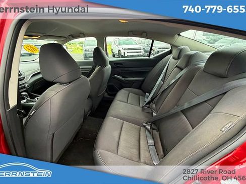 Used 2023 Nissan Altima 2.5 SV FWD image 24