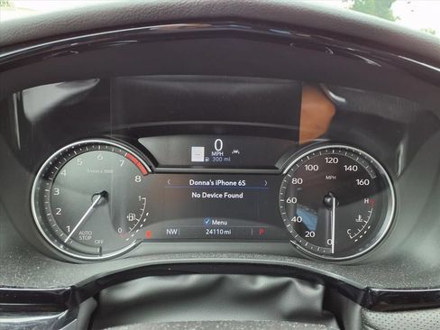 Used 2024 Cadillac XT5 Premium Luxury FWD image 18