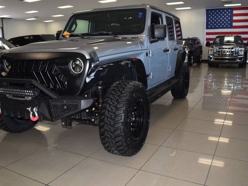 Used 2020 Jeep Wrangler Unlimited Sport AWD/4WD image 10