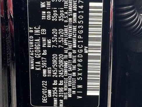 Used 2023 Kia Telluride S image 20