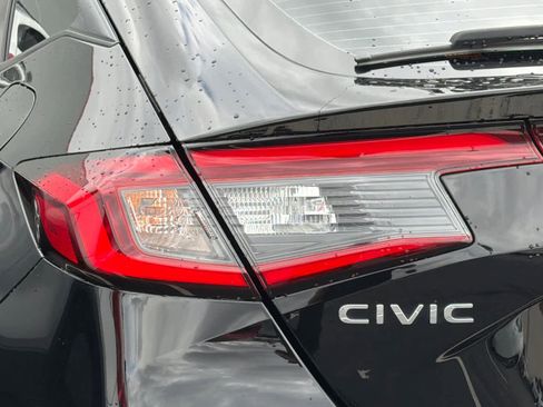 Used 2025 Honda Civic Sport image 14