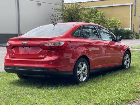 Used 2014 Ford Focus SE FWD image 17