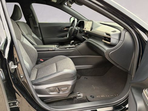 Used 2024 Toyota Crown XLE image 15