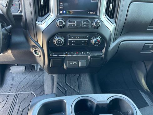 Used 2020 Chevrolet Silverado 1500 RST w/ RST Value Package RWD image 13