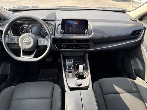 Used 2024 Nissan Rogue S AWD/4WD image 13