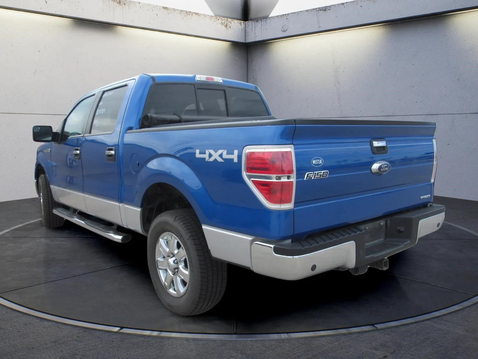 Used 2013 Ford F150 XLT w/ Luxury Equipment Group AWD/4WD image 4