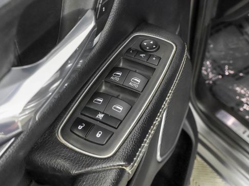 Used 2022 RAM 1500 Laramie w/ Sport Appearance Package AWD/4WD image 38