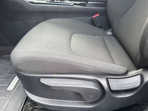Used 2023 Kia Sportage LX AWD/4WD image 12