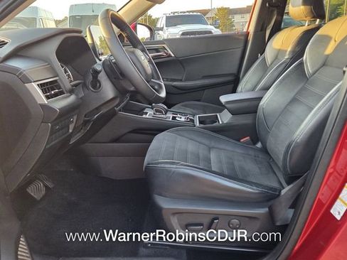 Used 2022 Mitsubishi Outlander SE FWD image 5