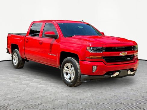 Used 2017 Chevrolet Silverado 1500 LT w/ All Star Edition AWD/4WD image 3