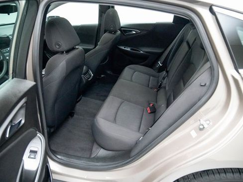 Used 2023 Chevrolet Malibu LT image 24