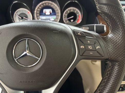 Used 2015 Mercedes-Benz GLK 350 2WD image 64